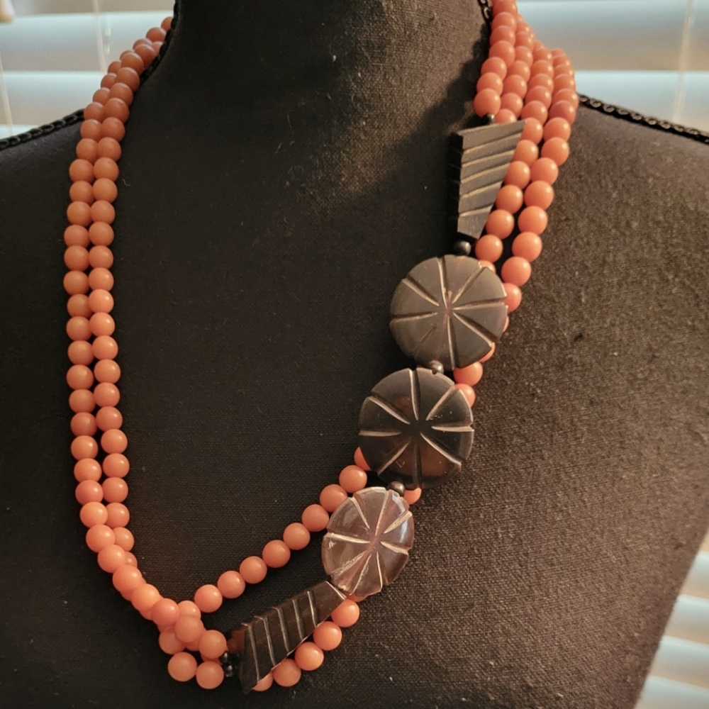 Statement beaded necklace 😍 ✨️